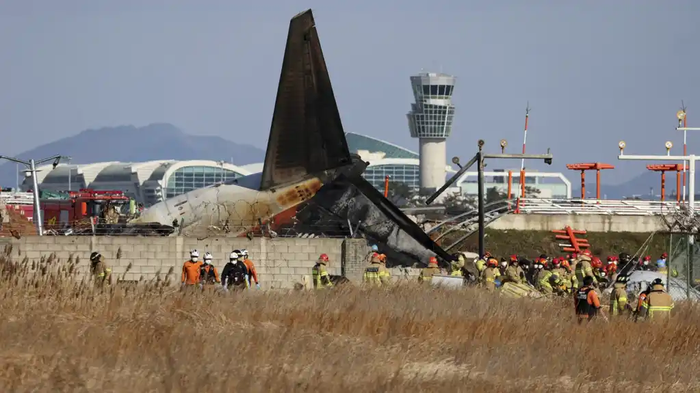 U avionskoj nesreći u Južnoj Koreji najmanje 120 mrtvih