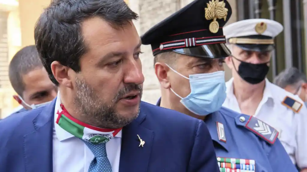 Mateo Salvini proglašen nevinim za nezakonito pritvaranje migranata