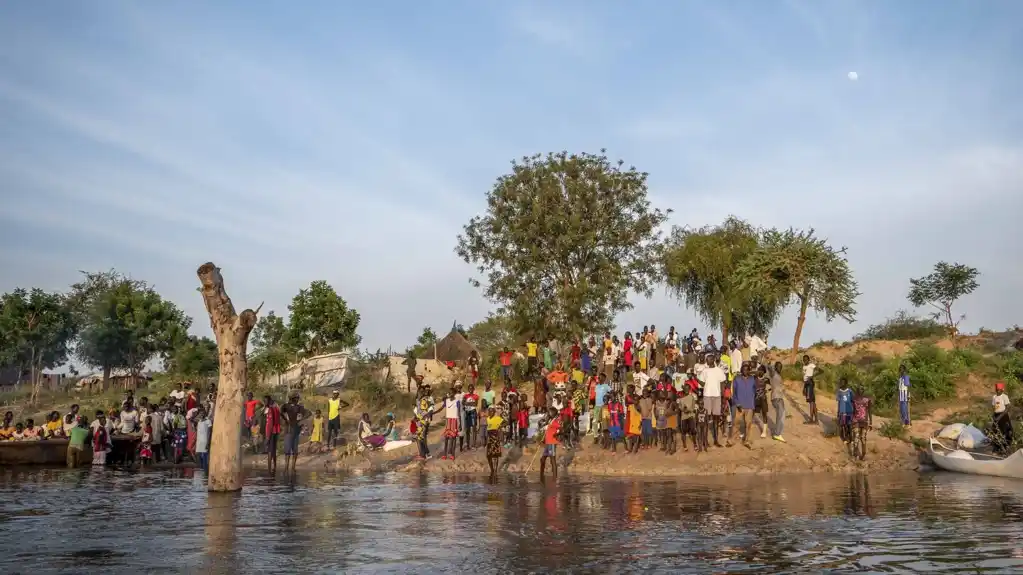 Poplave u Južnom Sudanu izazivaju humanitarnu krizu: Hiljade raseljenih suočeno s oskudicom i opasnostima