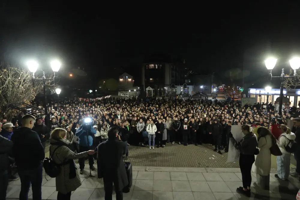 Novogodišnji koktel u Kragujevcu kad mu vreme nije