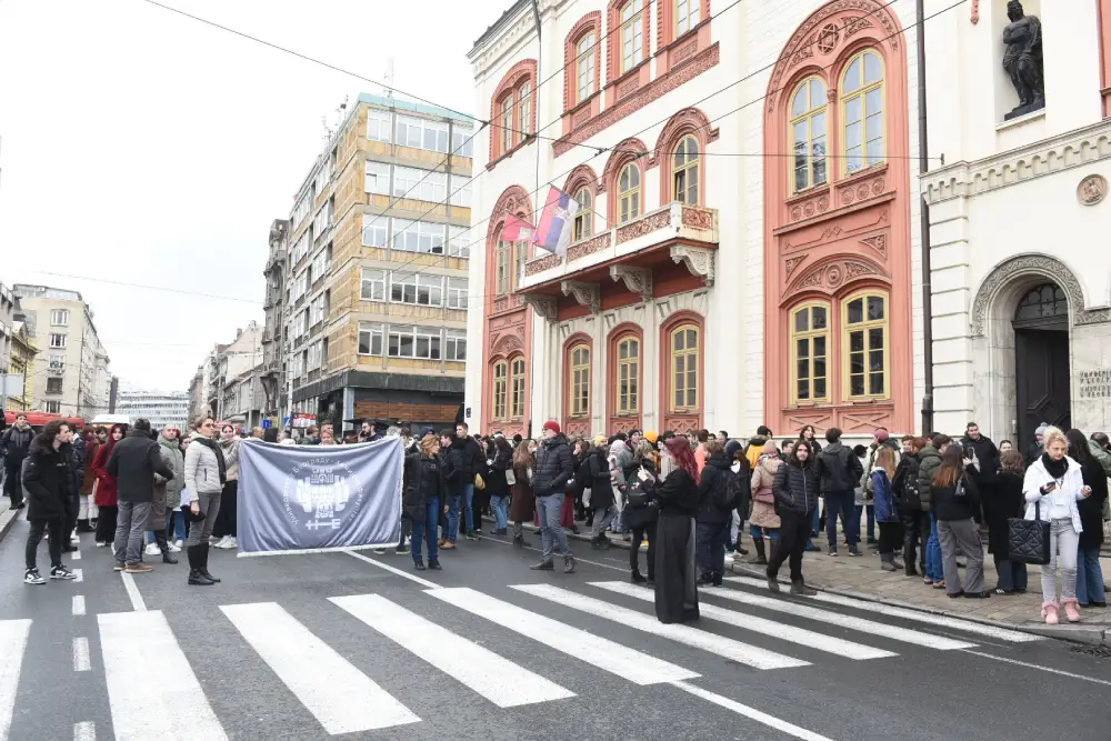 Podrška studentima od nastavnika Prve beogradske gimnazije