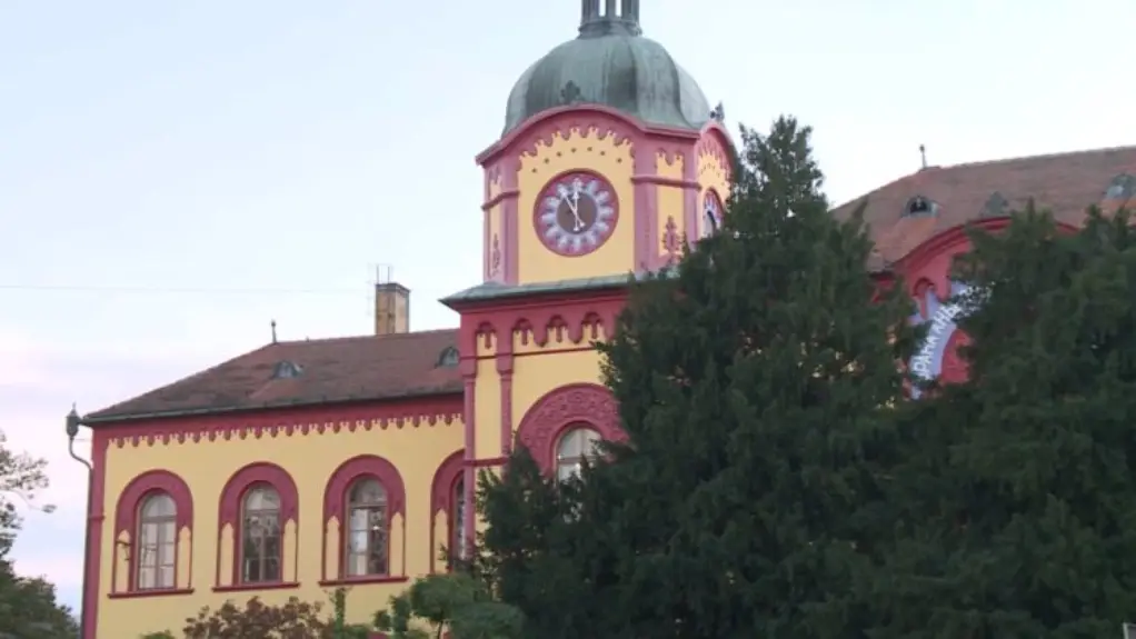 I profesori Karlovačke gimnazije odlučili da 20. januara stupe u potpunu jednodnevnu obustavu rada