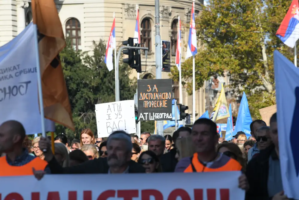 Nezavisni sindikat prosvetnih radnika najavio potpunu obustavu rada i protest u ponedeljak