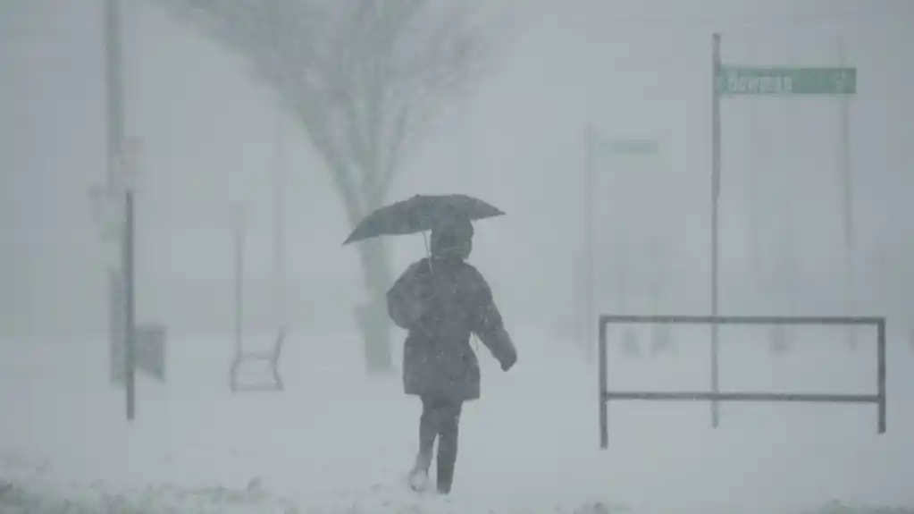 Najmanje pet osoba poginulo u zimskoj oluji u SAD