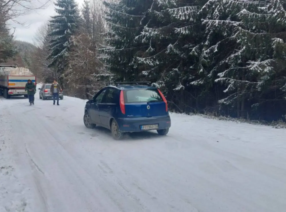 Zaleđeni planinski putevi na Staroj planini, otežan saobraćaj