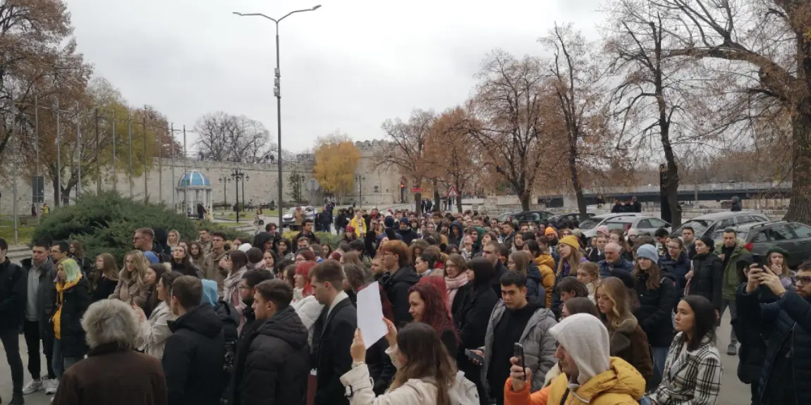 Studenti iz Niša ističu da ispitni rok neće biti validan: Pozvali građane da im doniraju hranu i piće