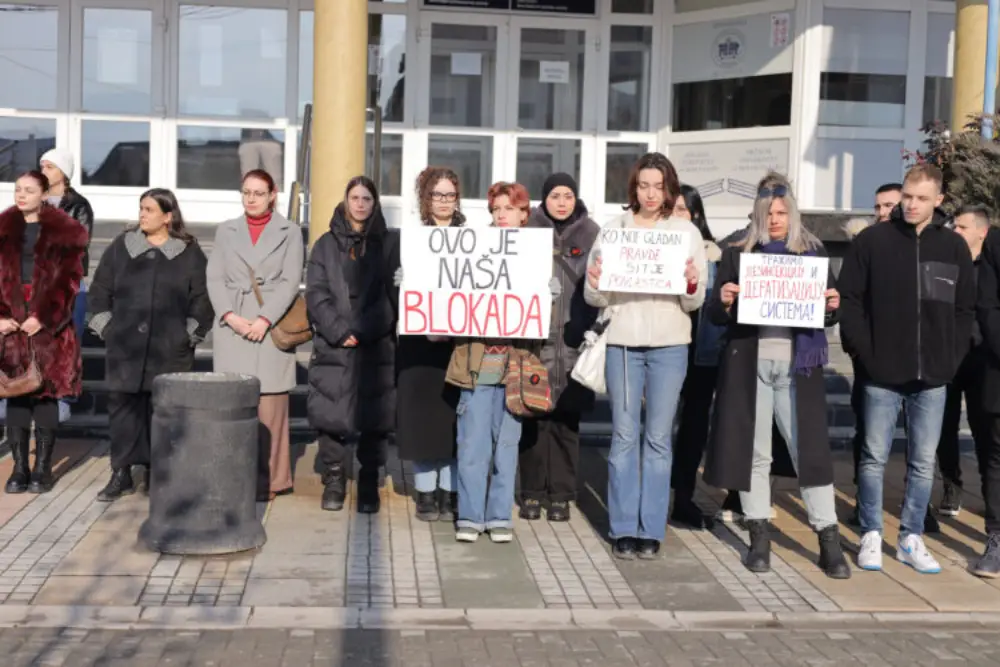 Studenti u Novom Pazaru obustavljaju proteste