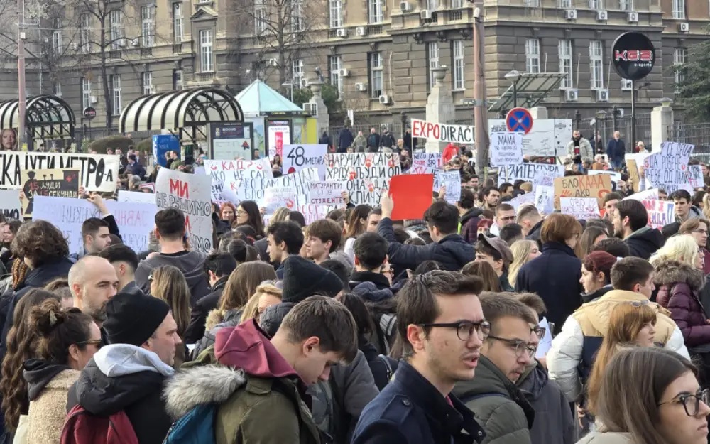 Održana Studenti u blokadi odali poštu i žrtvama tragedije na Cetinju i u Arilju