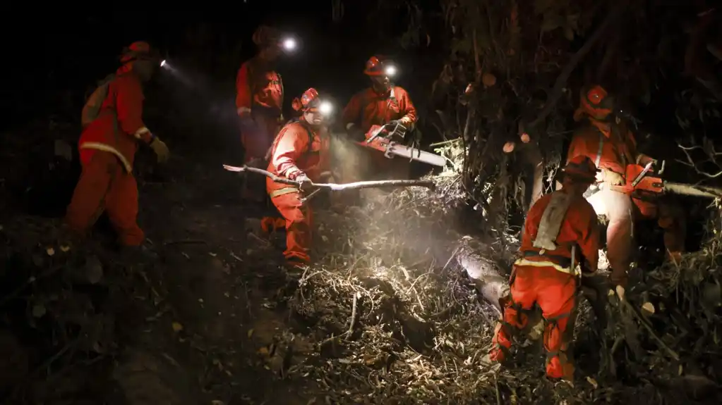 Požari u južnoj Kaliforniji: Borba protiv stihije uz oprez pred novim vetrovima Santa Ane