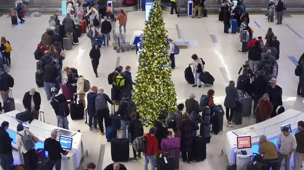 Američka avio-kompanija kažnjena zbog hroničnih kašnjenja letova, a putnici bi mogli dobiti deo novca