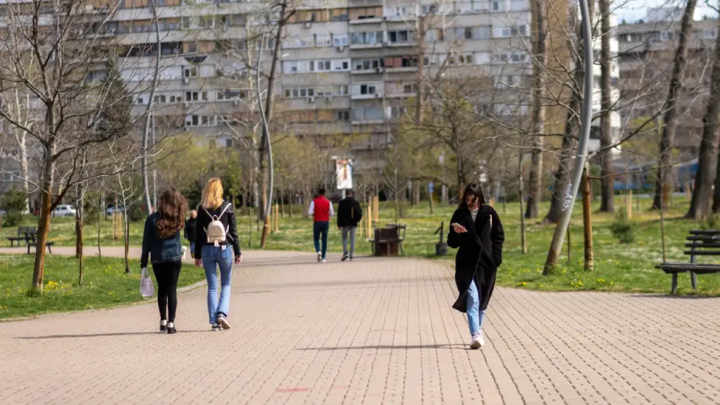 Danas oblačno sa sunčanim intervalima, temperatura do 18 stepeni