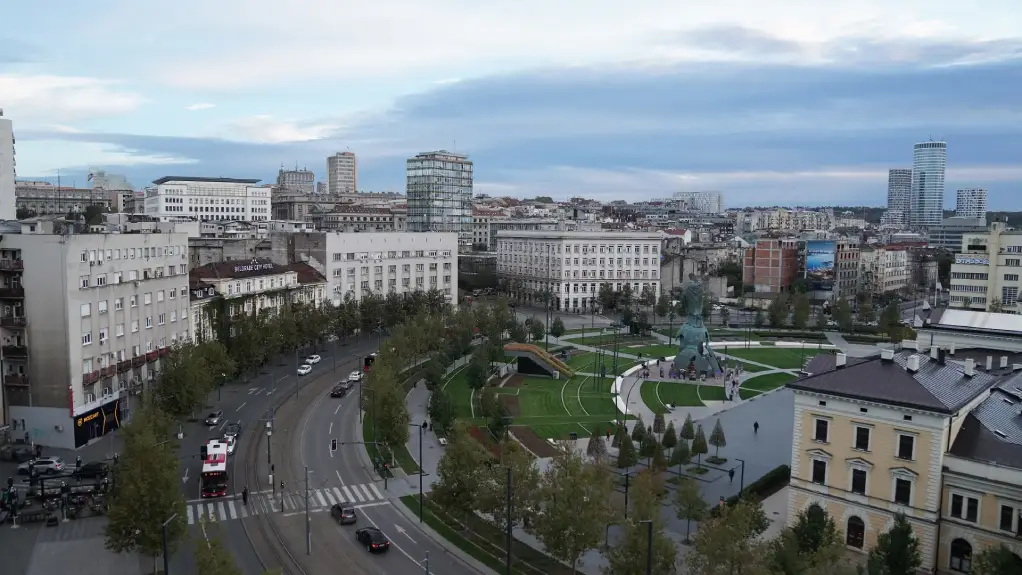 Danas umereno oblačno i toplije, temperatura do 14 stepeni